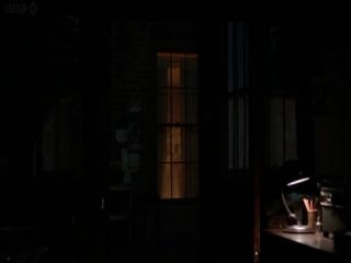 제니퍼 루이스 콜맨이 에피소드 1에서 춤을 추다.
