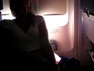 비행기에서 자위하다